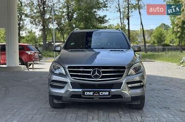 Внедорожник / Кроссовер Mercedes-Benz M-Class 2014 в 