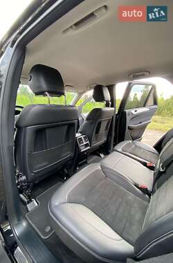 Внедорожник / Кроссовер Mercedes-Benz M-Class 2012 в 