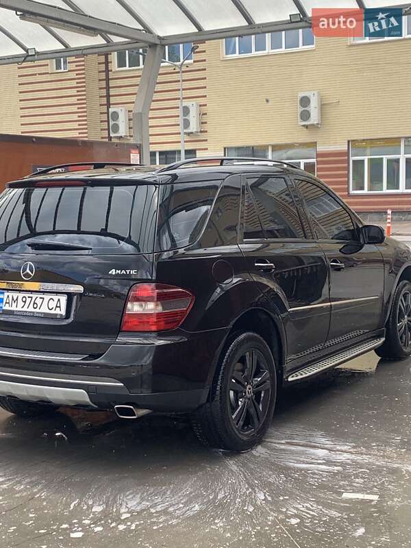 Внедорожник / Кроссовер Mercedes-Benz M-Class 2005 в Житомире фото 5 Внедорожник / Кроссовер Mercedes-Benz M-Class 2005 в Житомире