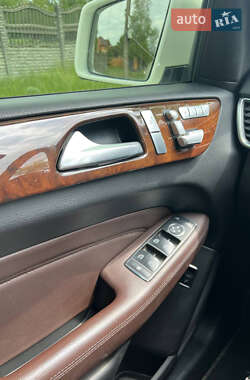Внедорожник / Кроссовер Mercedes-Benz M-Class 2012 в 