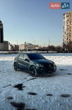 Внедорожник / Кроссовер Mercedes-Benz M-Class 2008 в 