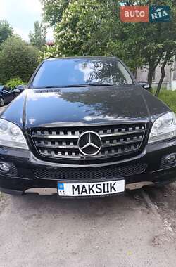 Внедорожник / Кроссовер Mercedes-Benz M-Class 2006 в 