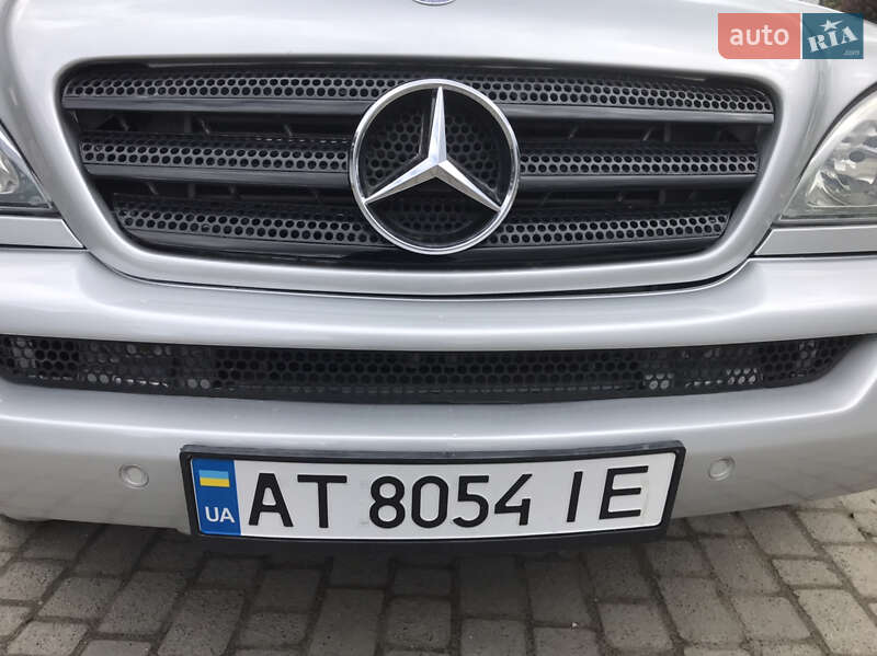 Внедорожник / Кроссовер Mercedes-Benz M-Class 2003 в Бурштыне