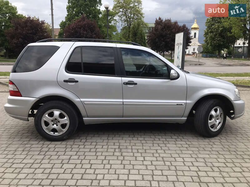 Внедорожник / Кроссовер Mercedes-Benz M-Class 2003 в Бурштыне