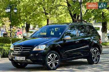 Внедорожник / Кроссовер Mercedes-Benz M-Class 2007 в Межгорье