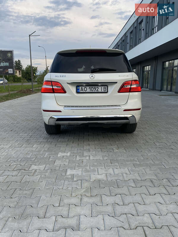 Внедорожник / Кроссовер Mercedes-Benz M-Class 2014 в Ужгороде