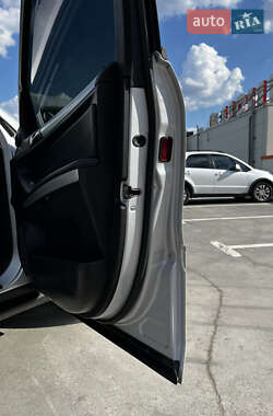 Внедорожник / Кроссовер Mercedes-Benz M-Class 2010 в 