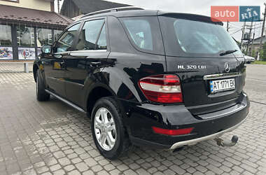 Внедорожник / Кроссовер Mercedes-Benz M-Class 2009 в 