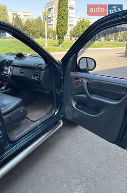 Позашляховик / Кросовер Mercedes-Benz M-Class 1997 в 