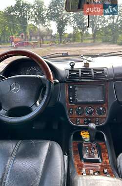 Внедорожник / Кроссовер Mercedes-Benz M-Class 1999 в 