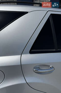 Внедорожник / Кроссовер Mercedes-Benz M-Class 2008 в 