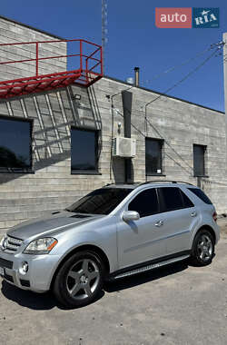 Внедорожник / Кроссовер Mercedes-Benz M-Class 2008 в 