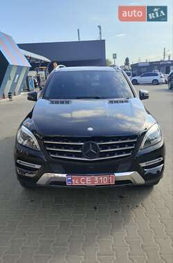 Внедорожник / Кроссовер Mercedes-Benz M-Class 2015 в Гоще