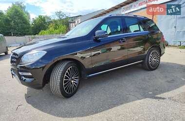 Внедорожник / Кроссовер Mercedes-Benz M-Class 2012 в 
