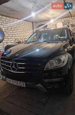 Внедорожник / Кроссовер Mercedes-Benz M-Class 2012 в 