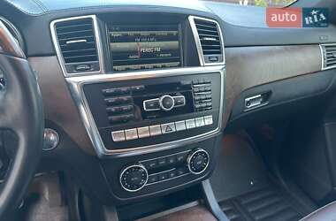 Внедорожник / Кроссовер Mercedes-Benz M-Class 2013 в 