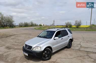 Внедорожник / Кроссовер Mercedes-Benz M-Class 2003 в Доброславе