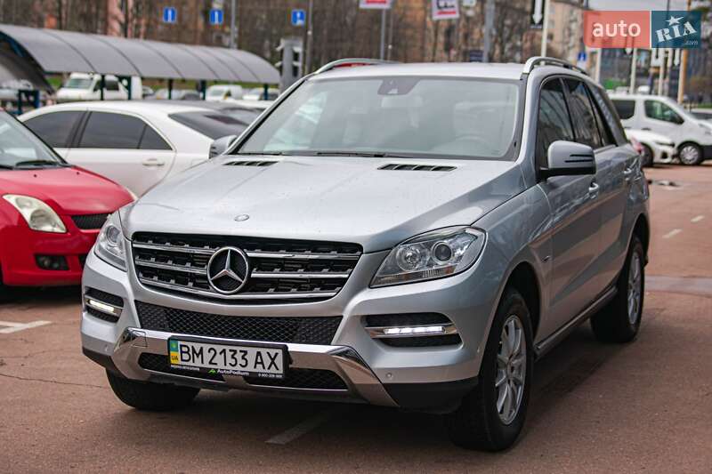 Внедорожник / Кроссовер Mercedes-Benz M-Class 2012 в Киеве