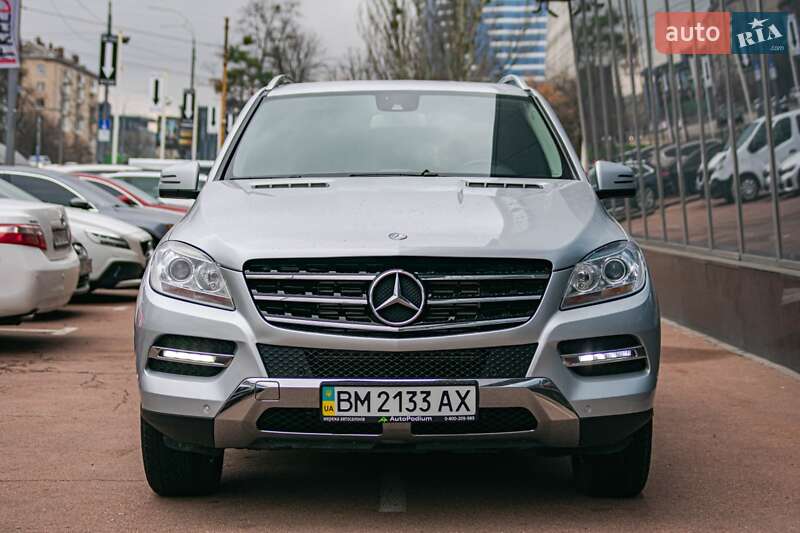 Внедорожник / Кроссовер Mercedes-Benz M-Class 2012 в Киеве