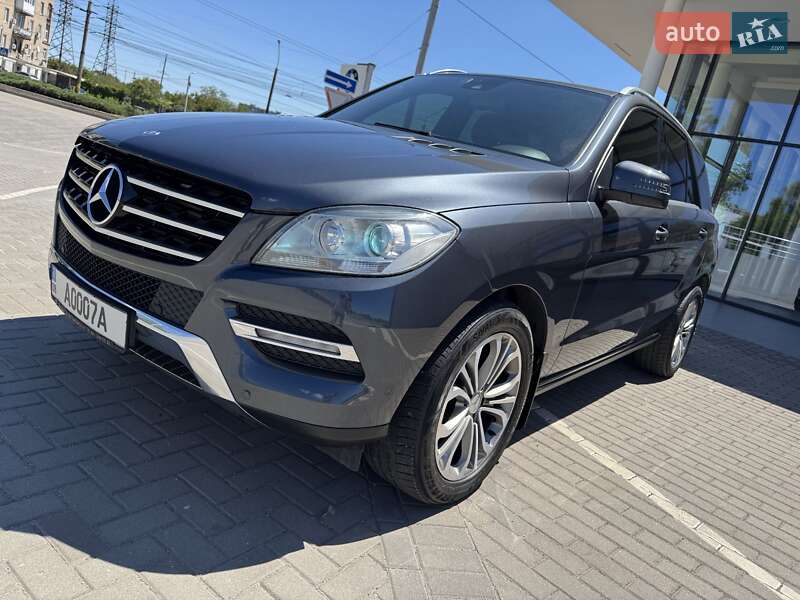 Внедорожник / Кроссовер Mercedes-Benz M-Class 2012 в Запорожье
