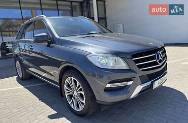 Внедорожник / Кроссовер Mercedes-Benz M-Class 2012 в 