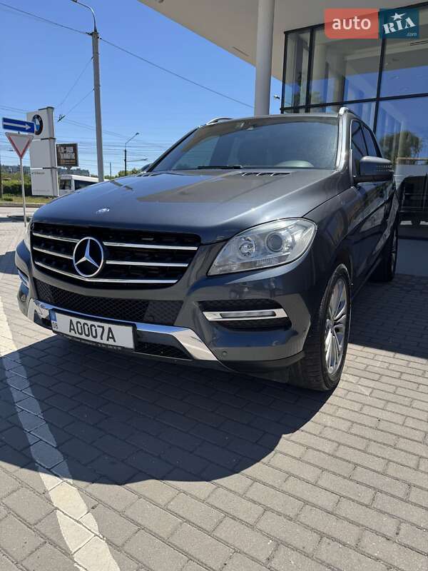 Внедорожник / Кроссовер Mercedes-Benz M-Class 2012 в Запорожье