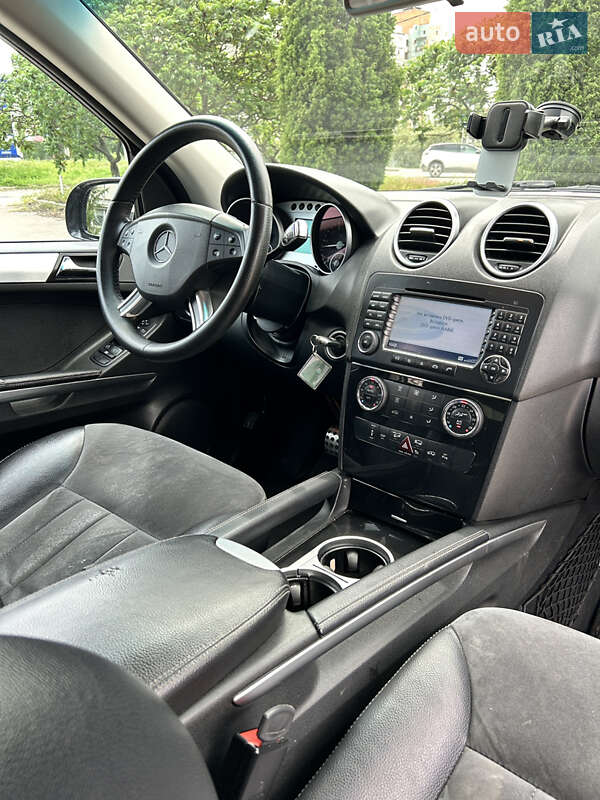 Позашляховик / Кросовер Mercedes-Benz M-Class 2007 в Сумах