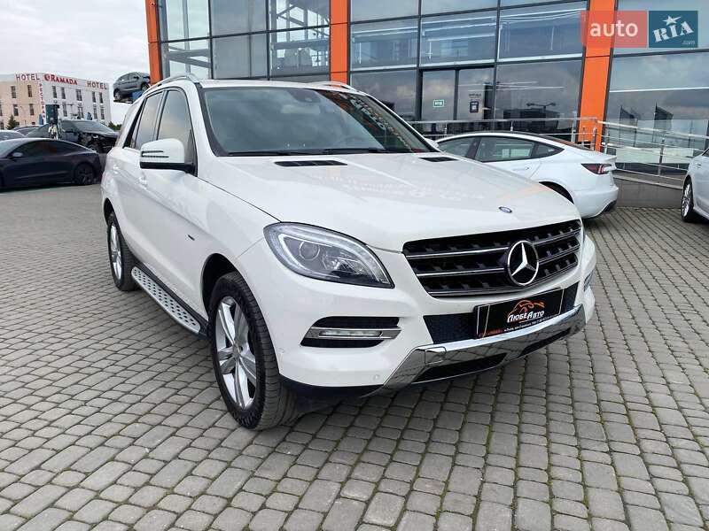 Mercedes-Benz M-Class 2012