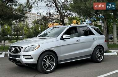 Внедорожник / Кроссовер Mercedes-Benz M-Class 2014 в Одессе