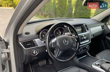 Внедорожник / Кроссовер Mercedes-Benz M-Class 2013 в 