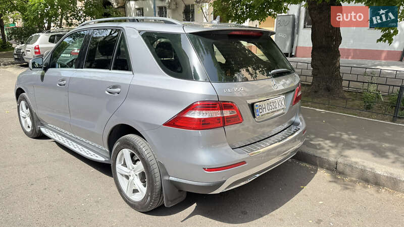 Внедорожник / Кроссовер Mercedes-Benz M-Class 2012 в Одессе