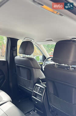 Позашляховик / Кросовер Mercedes-Benz M-Class 2012 в 