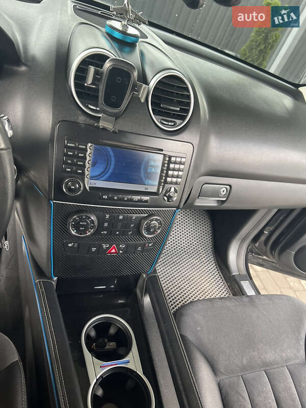 Позашляховик / Кросовер Mercedes-Benz M-Class 2007 в Старокостянтинові