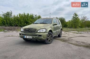 Позашляховик / Кросовер Mercedes-Benz M-Class 2002 в Рівному