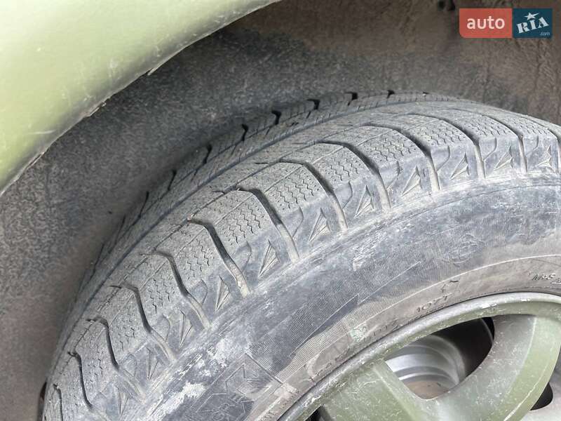 Внедорожник / Кроссовер Mercedes-Benz M-Class 2002 в Ровно