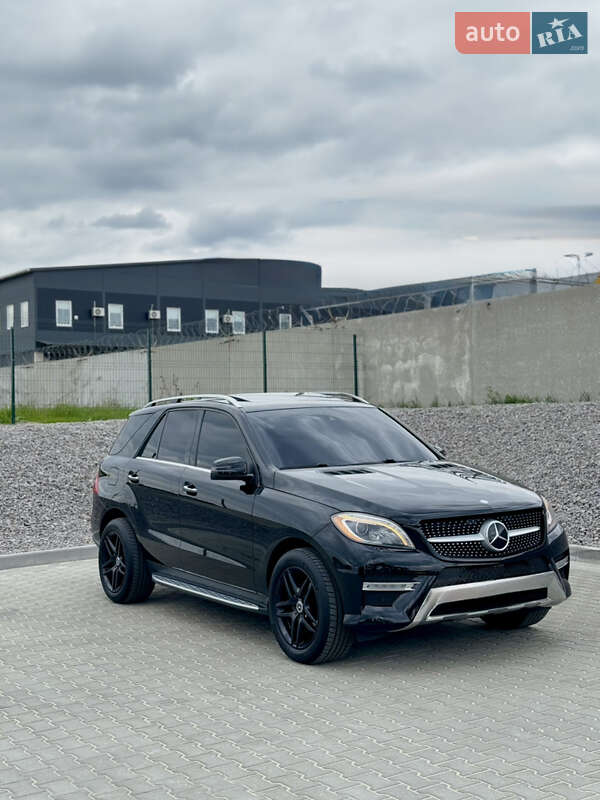 Внедорожник / Кроссовер Mercedes-Benz M-Class 2014 в Вишневом фото 4 Внедорожник / Кроссовер Mercedes-Benz M-Class 2014 в Вишневом