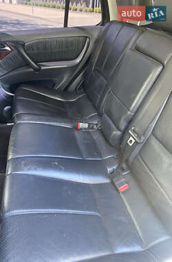 Внедорожник / Кроссовер Mercedes-Benz M-Class 2000 в 
