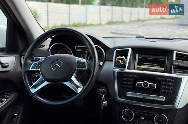 Позашляховик / Кросовер Mercedes-Benz M-Class 2013 в 