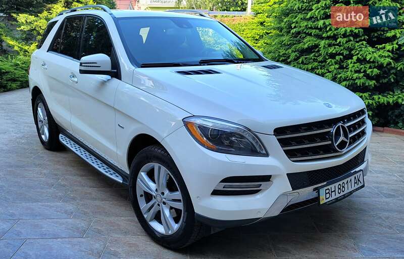 Mercedes-Benz M-Class 2012