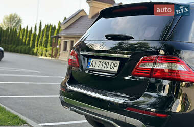 Внедорожник / Кроссовер Mercedes-Benz M-Class 2011 в 