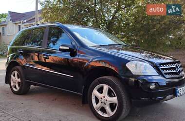 Внедорожник / Кроссовер Mercedes-Benz M-Class 2007 в 