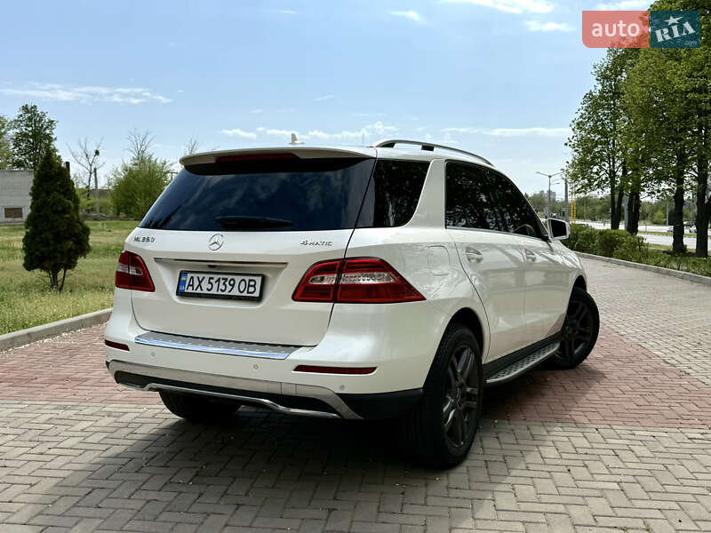 Внедорожник / Кроссовер Mercedes-Benz M-Class 2012 в Харькове
