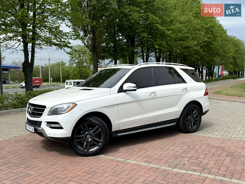 Внедорожник / Кроссовер Mercedes-Benz M-Class 2012 в Харькове