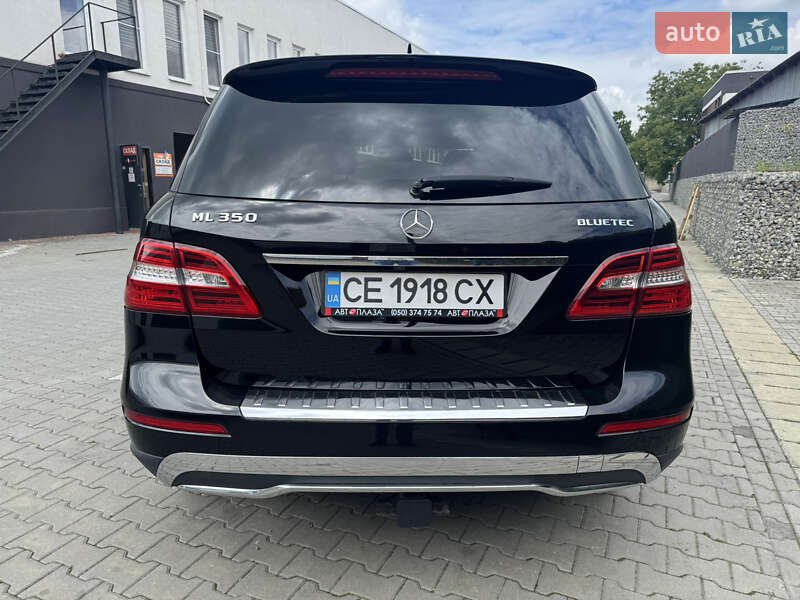 Внедорожник / Кроссовер Mercedes-Benz M-Class 2013 в Черновцах