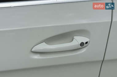Позашляховик / Кросовер Mercedes-Benz M-Class 2013 в 