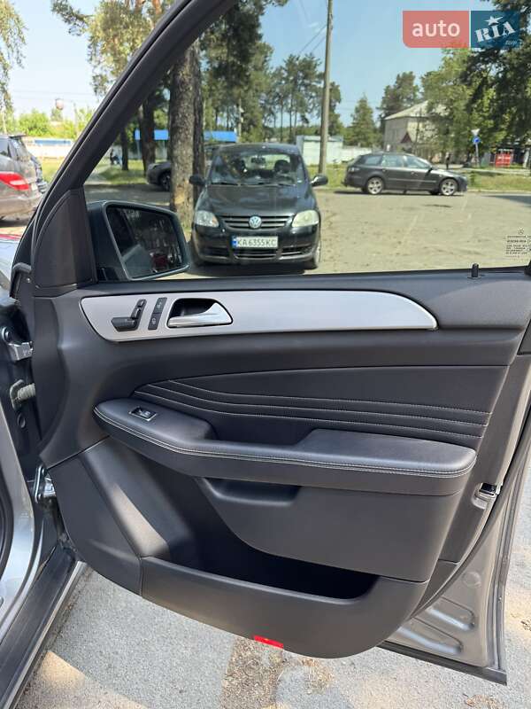 Позашляховик / Кросовер Mercedes-Benz M-Class 2013 в Києві