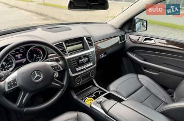 Внедорожник / Кроссовер Mercedes-Benz M-Class 2013 в 