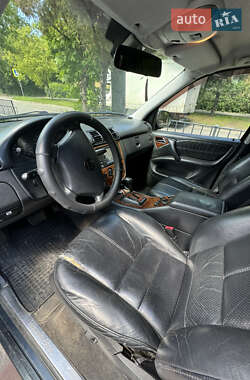 Внедорожник / Кроссовер Mercedes-Benz M-Class 2001 в 