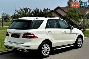 Внедорожник / Кроссовер Mercedes-Benz M-Class 2014 в Днепре