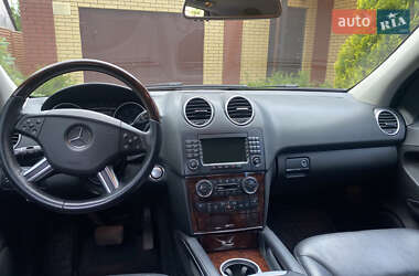 Внедорожник / Кроссовер Mercedes-Benz M-Class 2008 в 